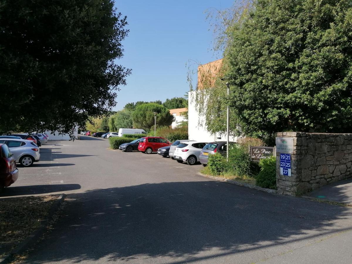 Allee De Limoge Vannes Extérieur photo